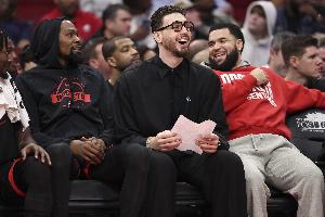 NBA篮网vs雄鹿_NBA篮网vs雄鹿无插件直播_NBA篮网vs雄鹿免费高清观看